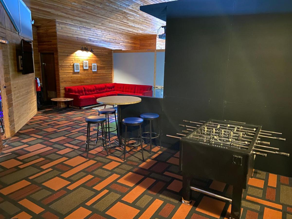 Vegreville Garden Inn Dış mekan fotoğraf